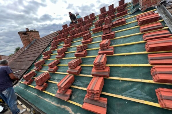 Roof Tiling and Slating Hampshire, West Sussex and Surrey